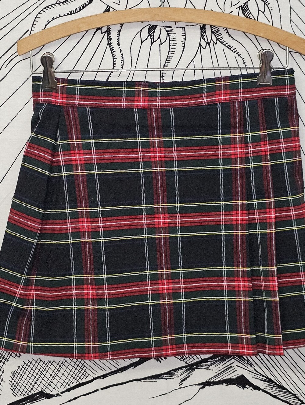 Flynn O'Hara Uniforms 2 Pleat Red and Black Plaid Pleated Skort 28" Waist